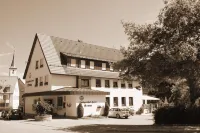 Die Krone am Fluss - 辛德林根鄉村飯店 阿德爾斯海姆住宿飯店