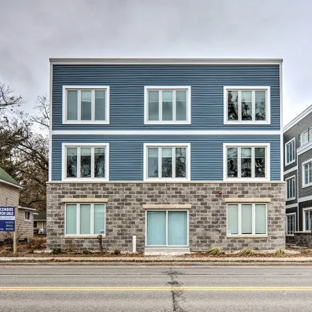 Centrally Located Traverse City Condo 1 Mi to Bay