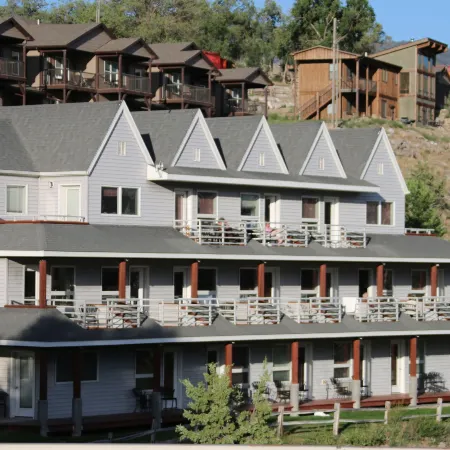 Absaroka Lodge