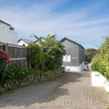 7 Sandy Lane
