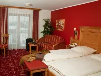 Landgasthof Apfelbeck Hotels in Arnstorf
