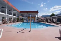 Riverside Motel - Pool