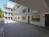 2 Poundstone Court - parking