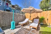 Galveston Retreat w/ Backyard & Patio!