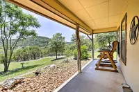 Two Cozy Medina Cottages, Game Room, Mountain View - parking