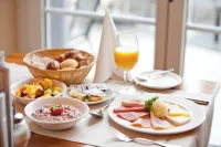 Hotel Schweizerhof Basel - Aamiainen