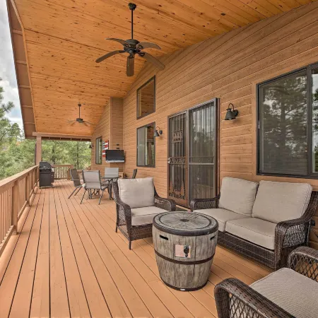 Deck & Views: Dog-Friendly Cabin in Show Low!