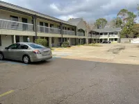 Nola Inn