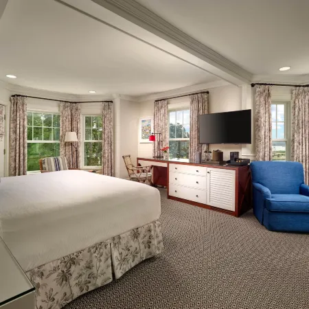 Harbor View Hotel