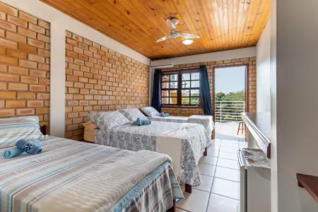 Pousada Baleia Franca