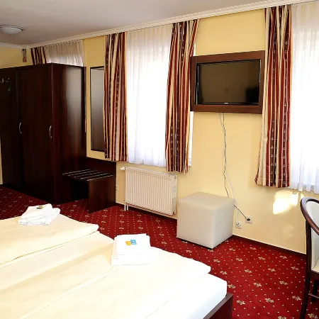 Hotel Neugrabener Hof Отели рядом с достопримечательностью «Харбург»