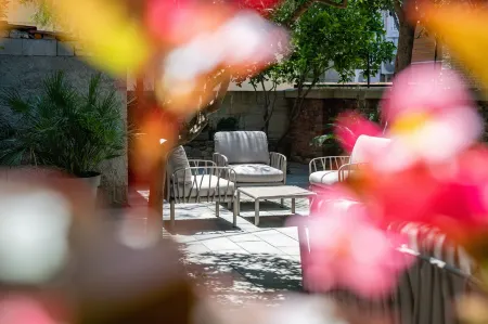 Azur Palace Luxury Rooms Отели в г. Сплит