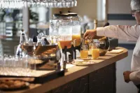 Only You Hotel Málaga - 5-Star