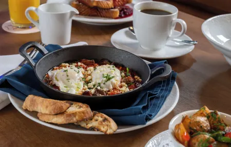 Southampton Inn Отели в г. Такахо