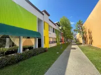 Hotel Pacific Garden Hotels in Gardena