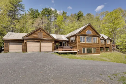 Luxury Vermont Vacation Rental Private Hot Tub! - Homestays