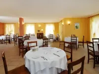 Resort Limax Acis - Bed and Breakfasts
