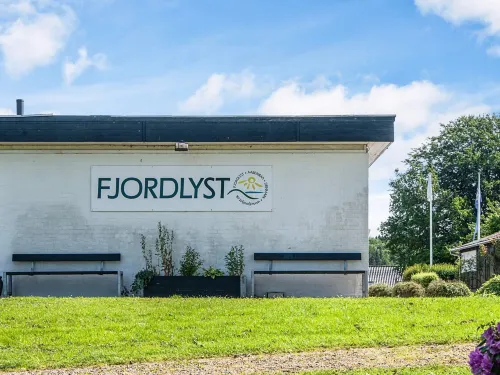 Great Cabin in Camping Resort Các khách sạn ở Aabenraa