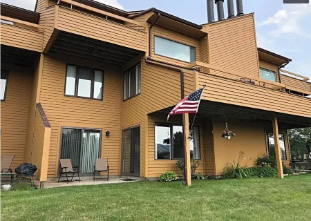 Cozy Getaway Near All the FUN! Harbor Springs/Petoskey