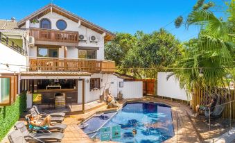 Aquarius Backpacker Resort