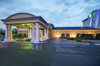 Holiday Inn Express & Suites Christiansburg