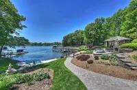 Oasis at Ballycastle by Avantstay Private Beach