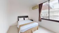 DS Residence 34 Gang Pinggir Hotels in Central Semarang