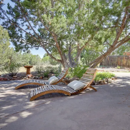 Adventurers Oasis - 3 Mi South of Dtwn Santa Fe!