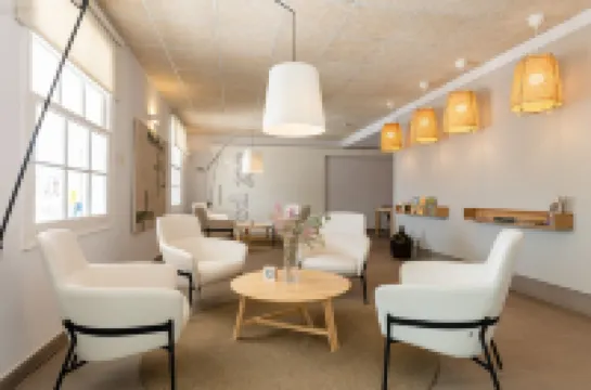 아르티엠 카를로스 - 성인 전용 호텔