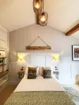 Hillcroft Accommodation Hotels near Bristol Intl. Airport
