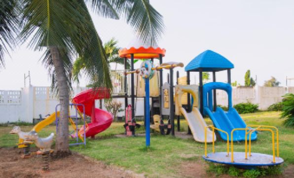 Tanga Beach Resort & Spa