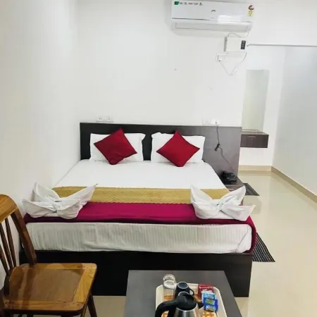 Sea Shore Residency Отели рядом с достопримечательностью «Корбинс Коув»