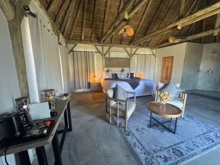 Tsauchab River Lodge Отели в г. Сезрим