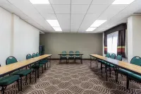 Quality Inn & Suites Hotels in Salisbury