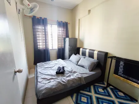 Hidanah Sutravilla Homestay Отели рядом с достопримечательностью «Teluk Cempedak»