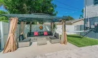 Modern Oasis, Perfect Location Packed W/ Amenities Calvary Chapel Fellowship 주변 호텔