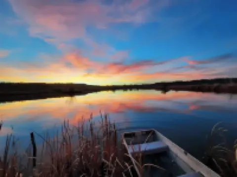 Sunset Lake Home Montrose - 2 lakes on 35 acres