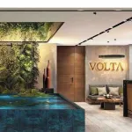 Deluxe Studio Suite in new Celebrity designed  Building, 2 blocks from beach.