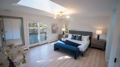 Lakefront Luxury Retreat with Endless Amenities