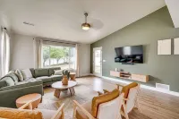 Family Home with Fenced Yard in Pueblo 5 Mi to Dtwn