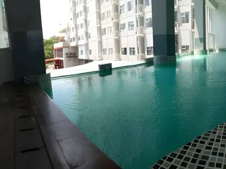 Easton Park Apartment by HN Отели рядом с достопримечательностью «Stadion IPDN»