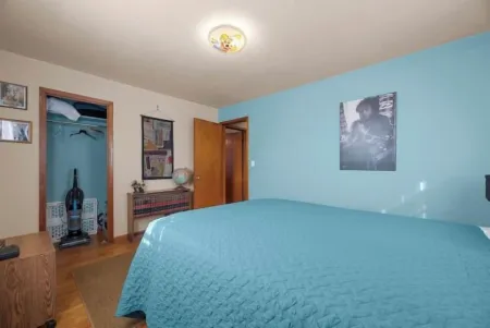 House with fenced yard and easy access to I-70