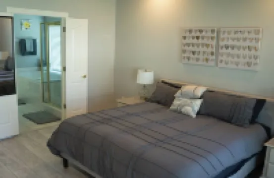 Walking distance to Coler MTN Bike - 3BR 2BA