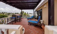 Luxury Villa With Pool, Outdoor Beds on Cliff Top Near Crane Beach