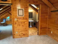Relaxing Country Log House on 65 wooded acres