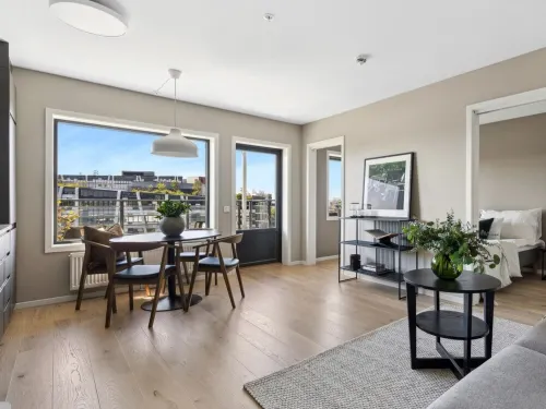 Modern Elegance Meets Comfort: Your Dream Apartment Awaits Downtown