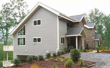 Mountain Views, 4 bedroom, Sleeps 12.