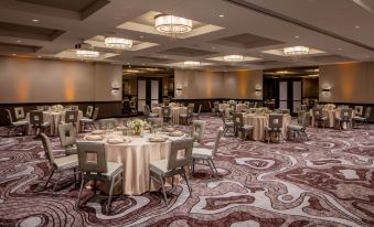 Embassy Suites by Hilton Minneapolis Downtown