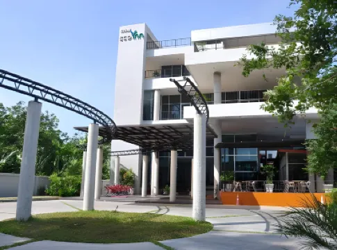 生態飯店Prime董裡 Chan Chala Night Market附近的飯店