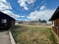 Cabin 5 at the Almo Inn Near City of Rocks/Castle Rocks Parks in Idaho Hotele w: Almo
